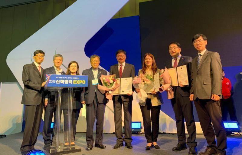  ▲ 원광대학교 LINC+사업단이 지난 6~8일까지 일산 킨텍스에서 열린 `2019 산학협력 EXPO`에서 교육부장관상을 수상했다.   ⓒ익산투데이