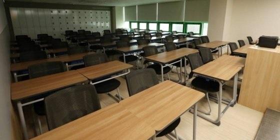  ▲ 코로나19 사태로 학원들이 휴업하거나 학원생 수가 절반으로 줄었다.   ⓒ익산투데이